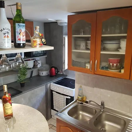 Entire 62 M2 3 1st Floor * Bezons