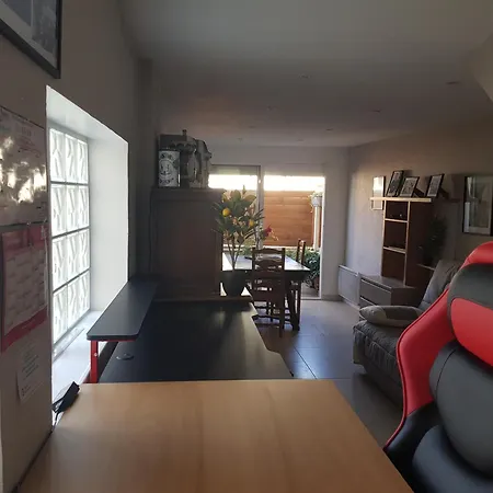 Entire 62 M2 3 1st Floor * Bezons